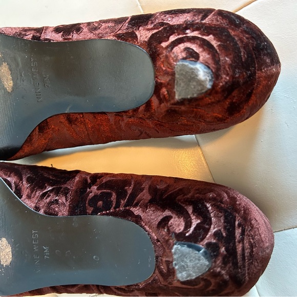 Nine West Brown suede dressy shoes 7.5 - Picture 3 of 4